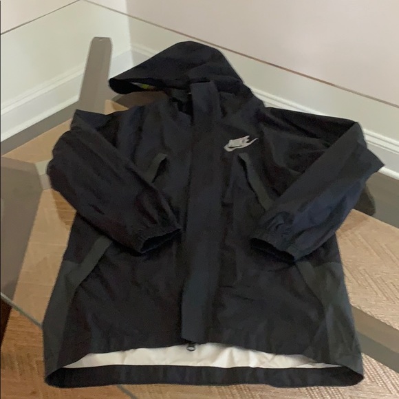 nike raincoat youth